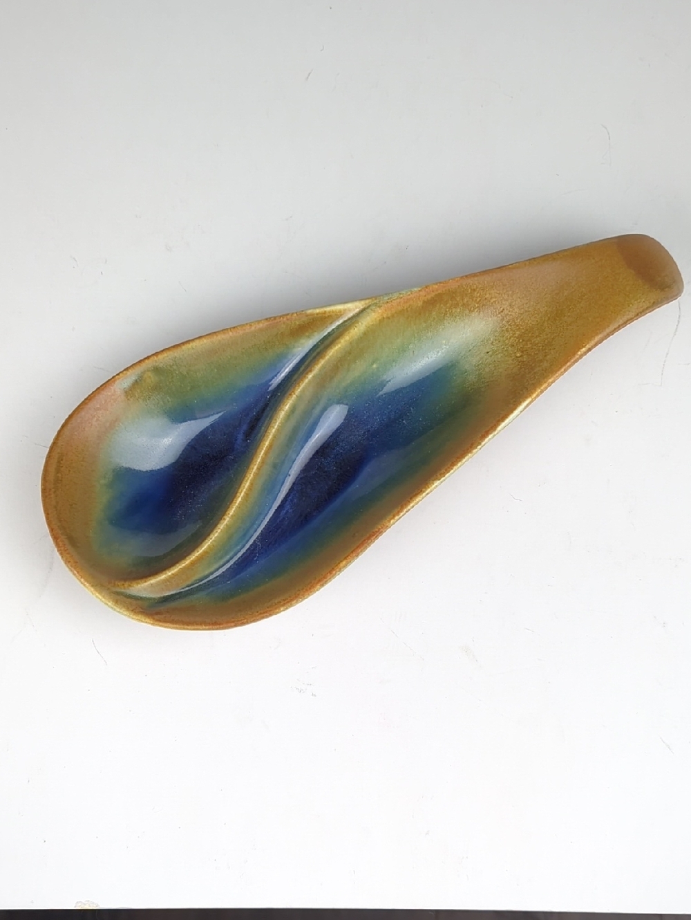 DRYDEN Pottery Spoon Rest in Blue and Tan
